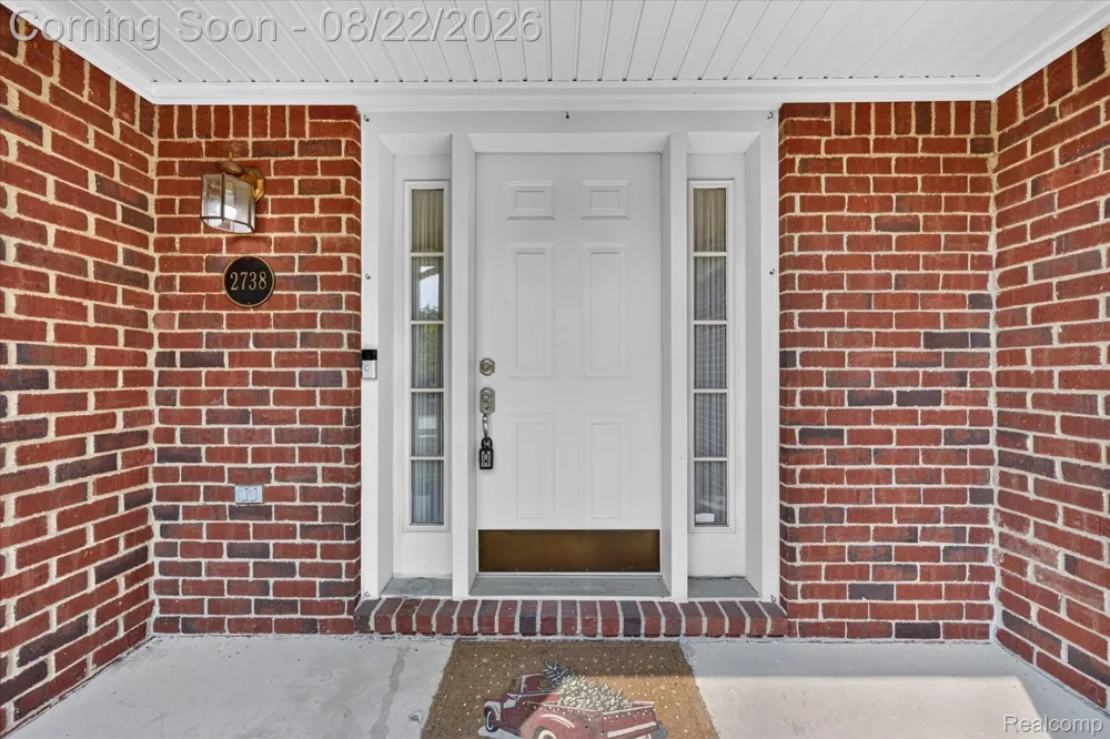 2738 Long Meadow Lane Rochester Hills City, MI 48307