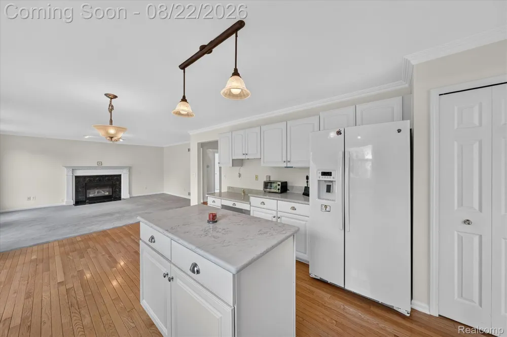 2738 Long Meadow Lane Rochester Hills City, MI 48307