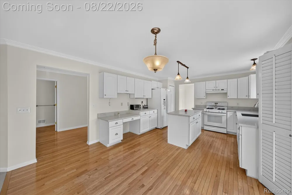 2738 Long Meadow Lane Rochester Hills City, MI 48307