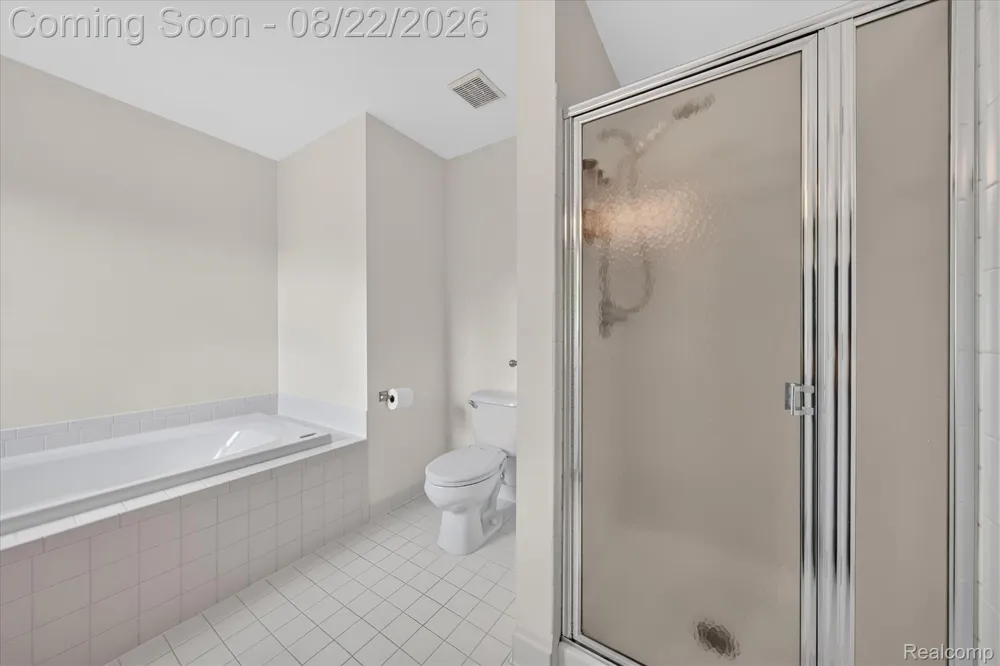 2738 Long Meadow Lane Rochester Hills City, MI 48307