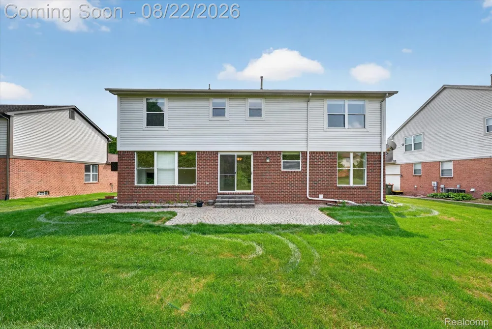 2738 Long Meadow Lane Rochester Hills City, MI 48307