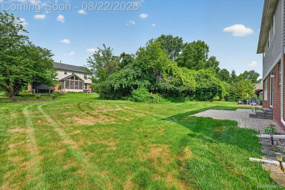 2738 Long Meadow Lane Rochester Hills City, MI 48307