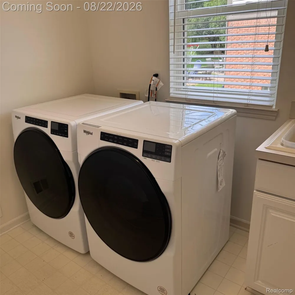 2738 Long Meadow Lane Rochester Hills City, MI 48307