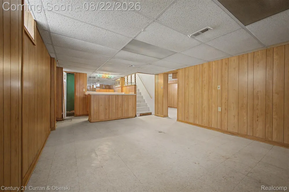 18680 Stahelin Avenue Detroit City, MI 48219