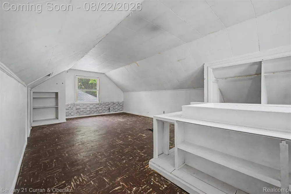 18680 Stahelin Avenue Detroit City, MI 48219