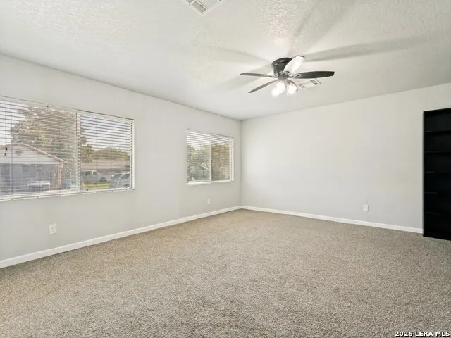 7247 GLEN HL San Antonio, TX 78239
