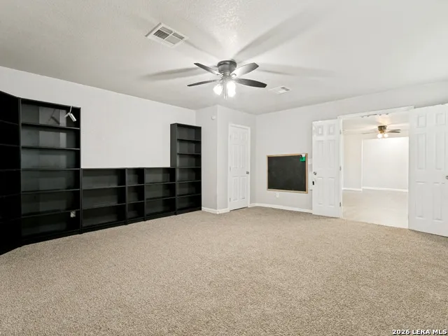 7247 GLEN HL San Antonio, TX 78239