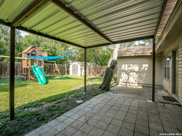 7247 GLEN HL San Antonio, TX 78239