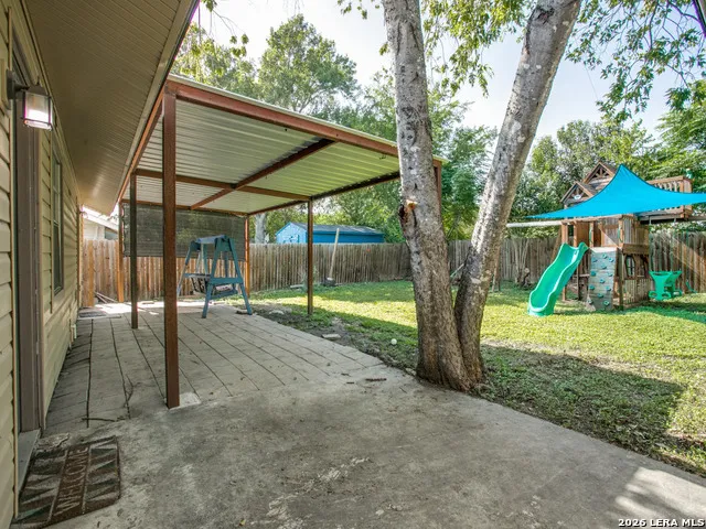 7247 GLEN HL San Antonio, TX 78239