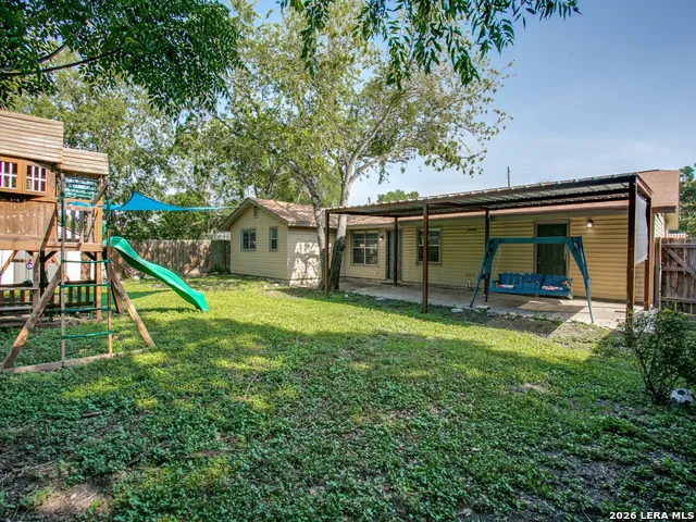 7247 GLEN HL San Antonio, TX 78239