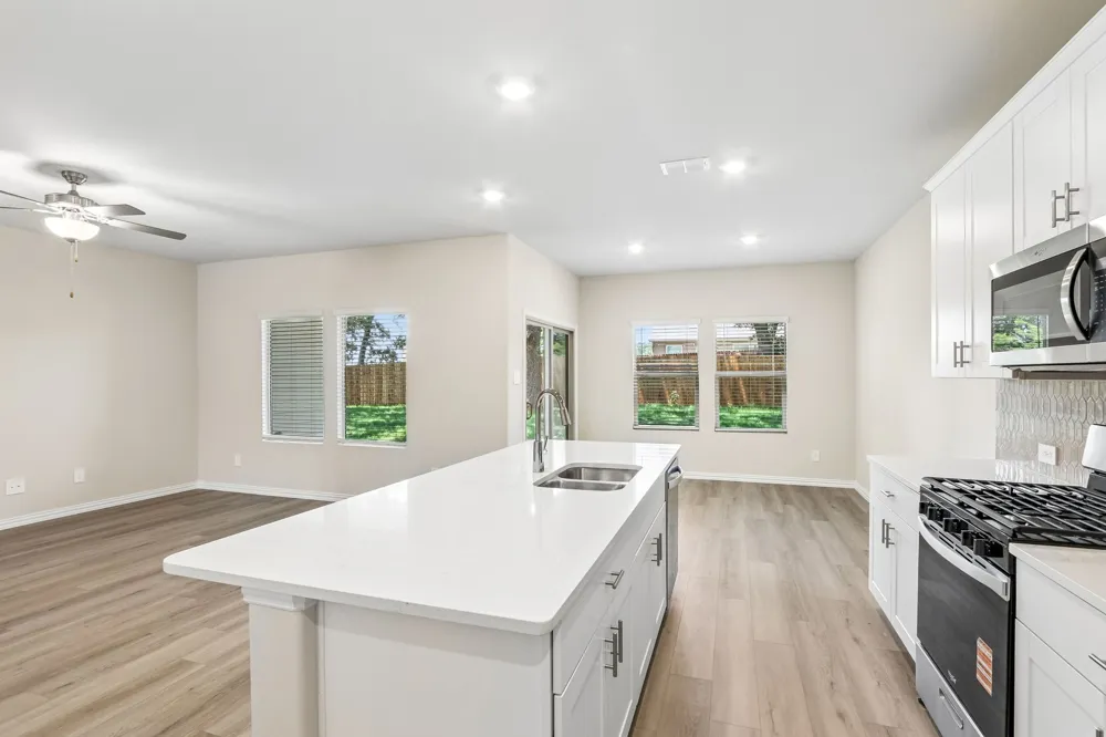 2516 Nicole Drive Denton, TX 76208