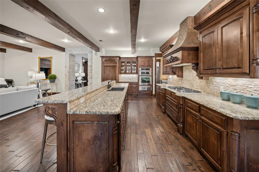 6987 Canal Tyler, TX 75703