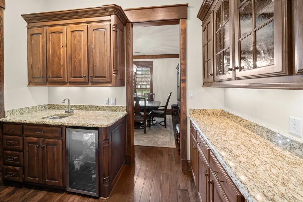 6987 Canal Tyler, TX 75703