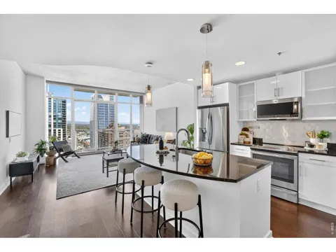891 14th Street #3902