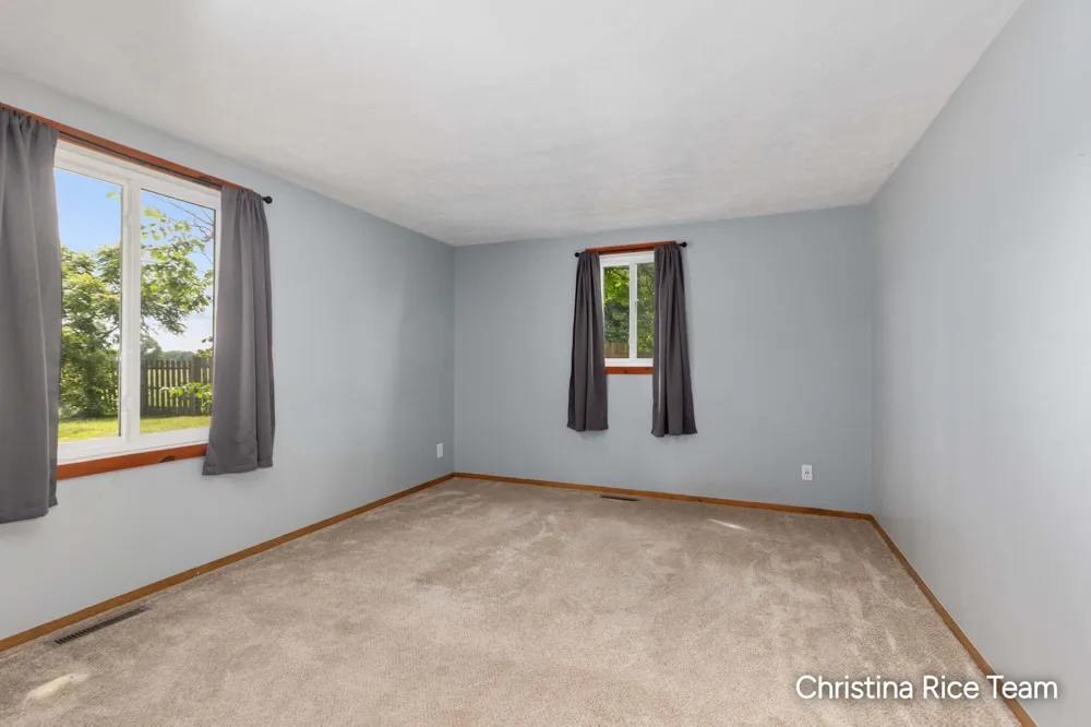 15133 2nd Street Howard City, MI 49329