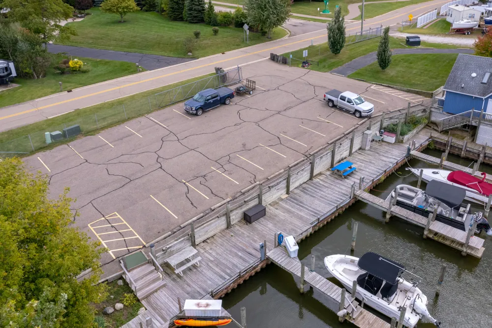 40 Bailey Avenue #5 South Haven, MI 49090