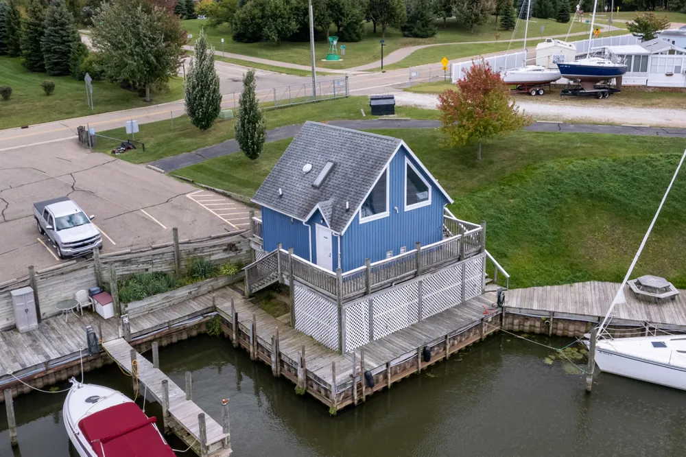 40 Bailey Avenue #5 South Haven, MI 49090
