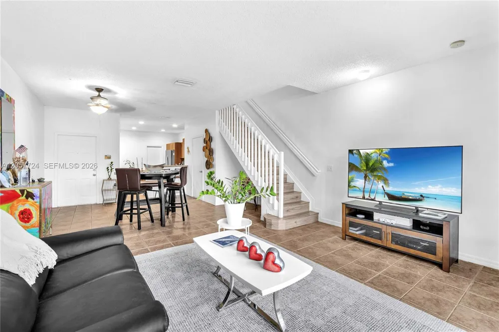 3692 San Simeon Cir Weston, FL 33331
