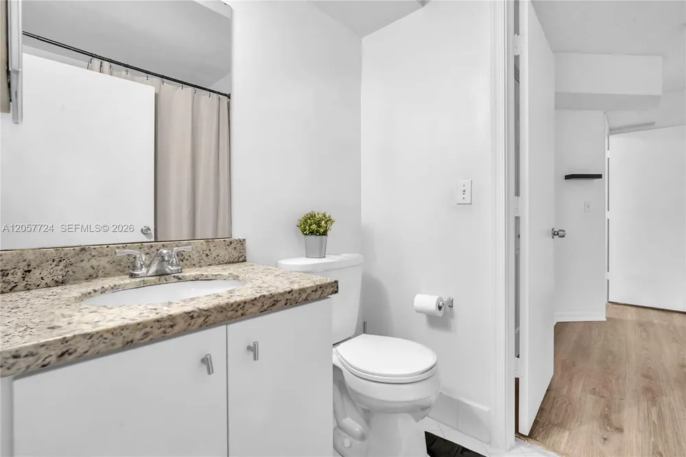 3692 San Simeon Cir Weston, FL 33331