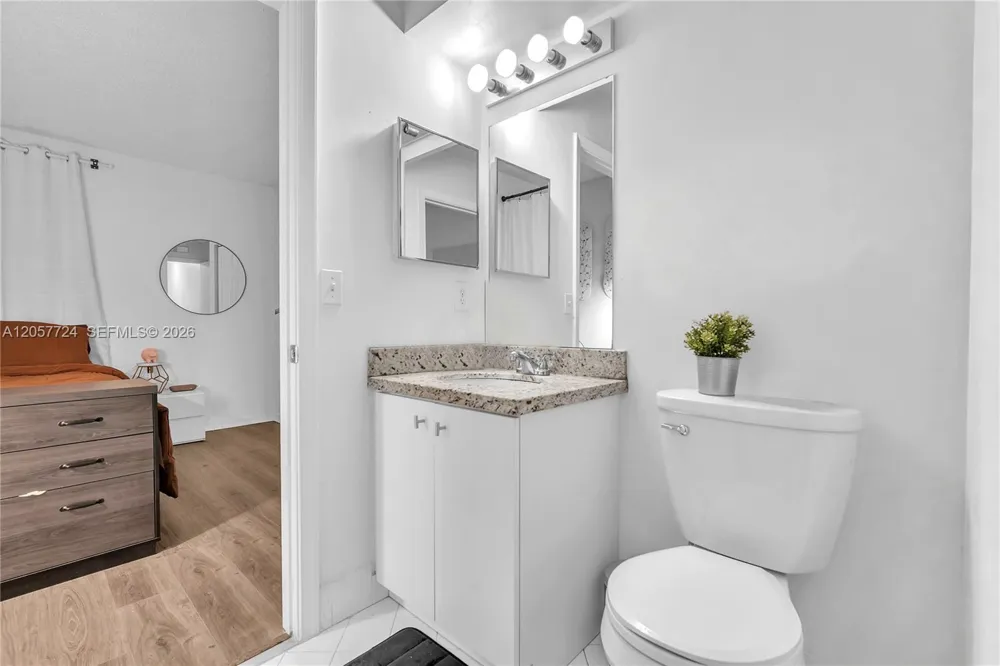 3692 San Simeon Cir Weston, FL 33331