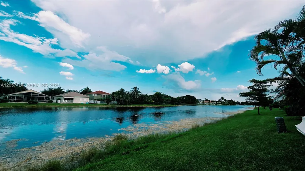 3692 San Simeon Cir Weston, FL 33331
