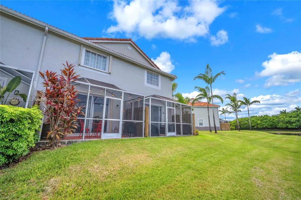 3692 San Simeon Cir Weston, FL 33331
