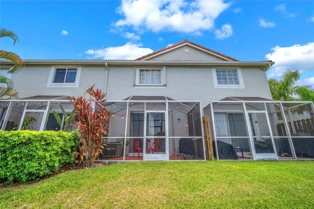 3692 San Simeon Cir Weston, FL 33331