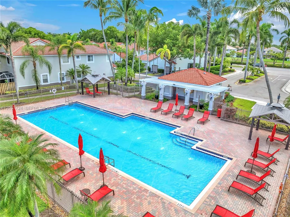 3692 San Simeon Cir Weston, FL 33331