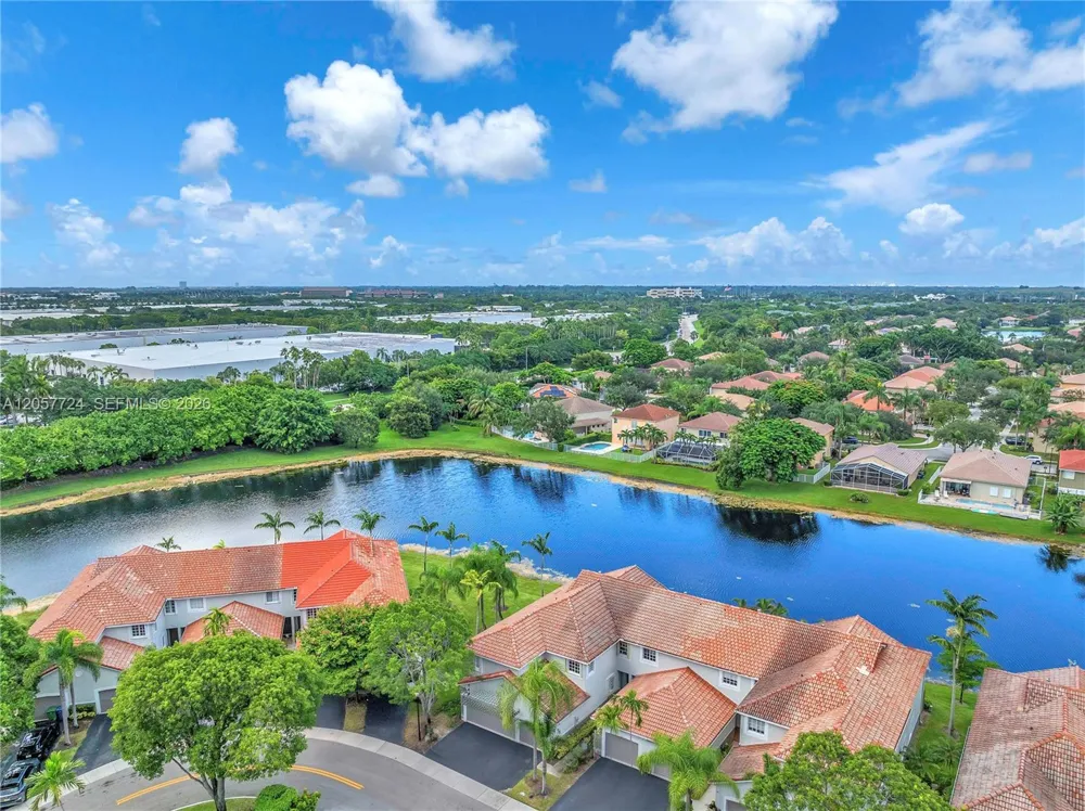 3692 San Simeon Cir Weston, FL 33331