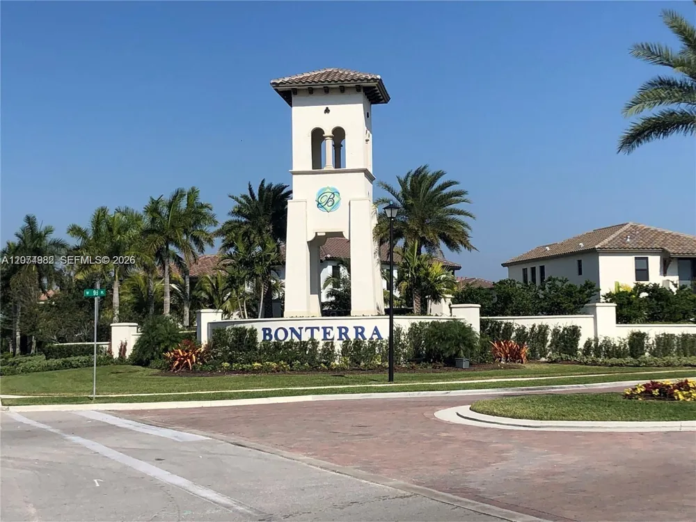 3564 W 97th St Hialeah, FL 33018