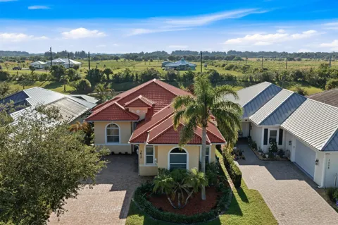 3612 Grove Court
