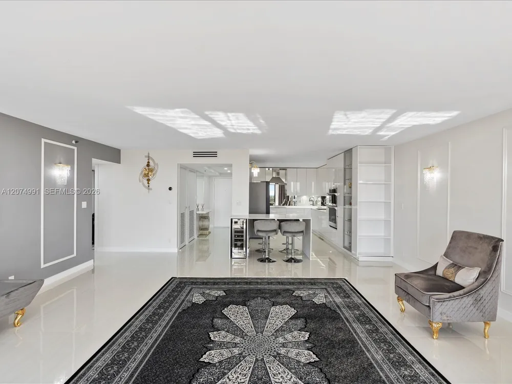 8877 Collins Ave #704 Surfside, FL 33154