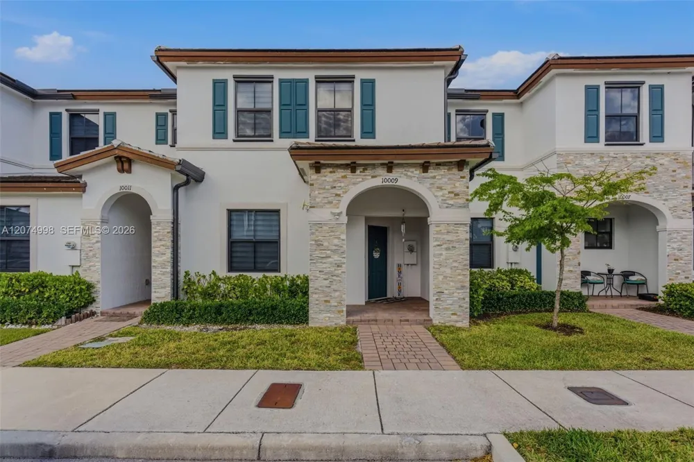 10009 SW 228th Ter #. Miami, FL 33190