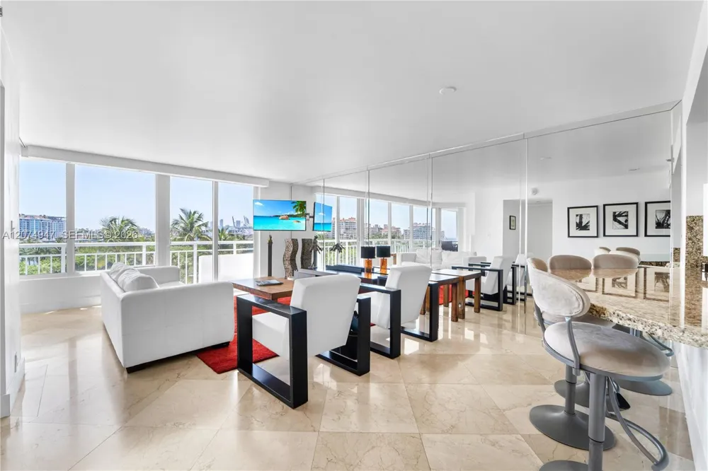 400 S Pointe Dr #505 Miami Beach, FL 33139