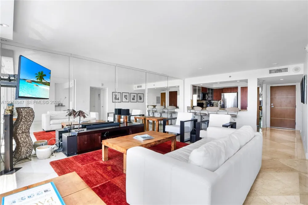 400 S Pointe Dr #505 Miami Beach, FL 33139