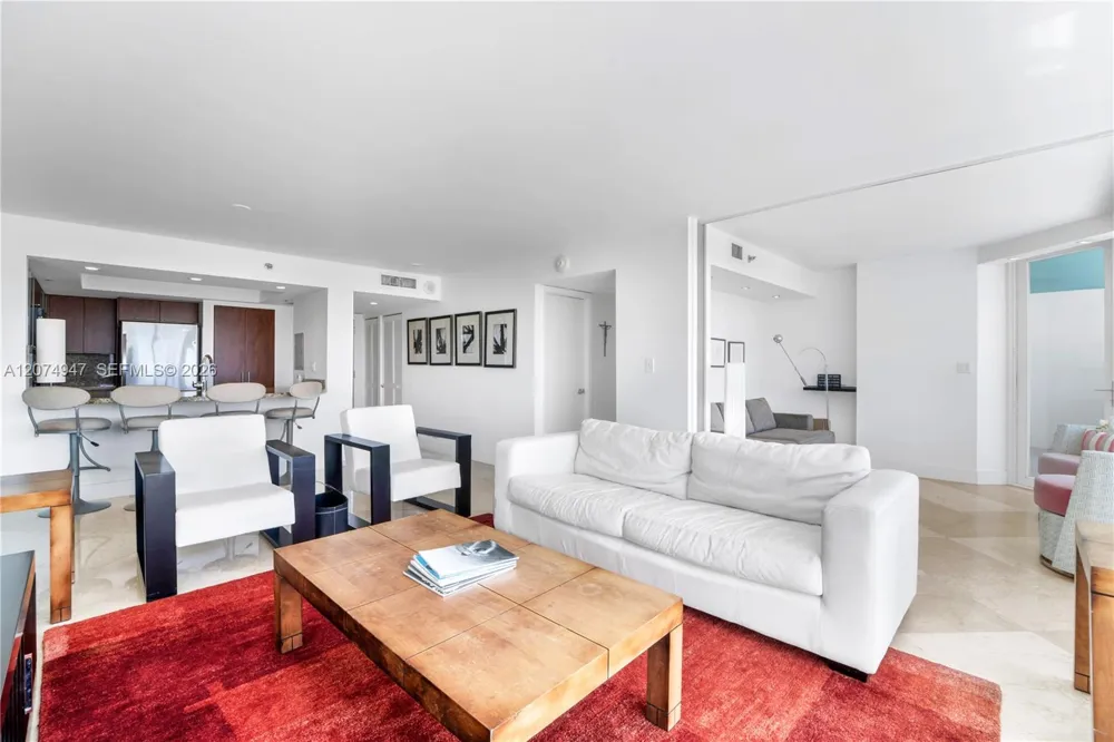 400 S Pointe Dr #505 Miami Beach, FL 33139