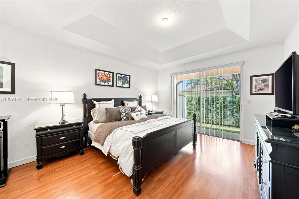15429 SW 36th Ter Miami, FL 33185