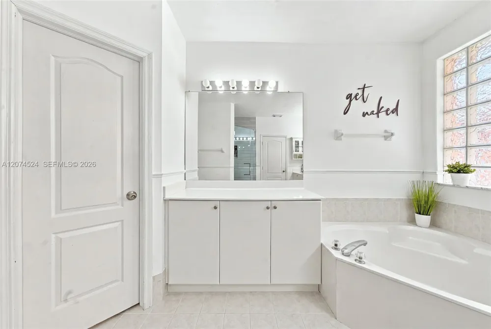 15429 SW 36th Ter Miami, FL 33185