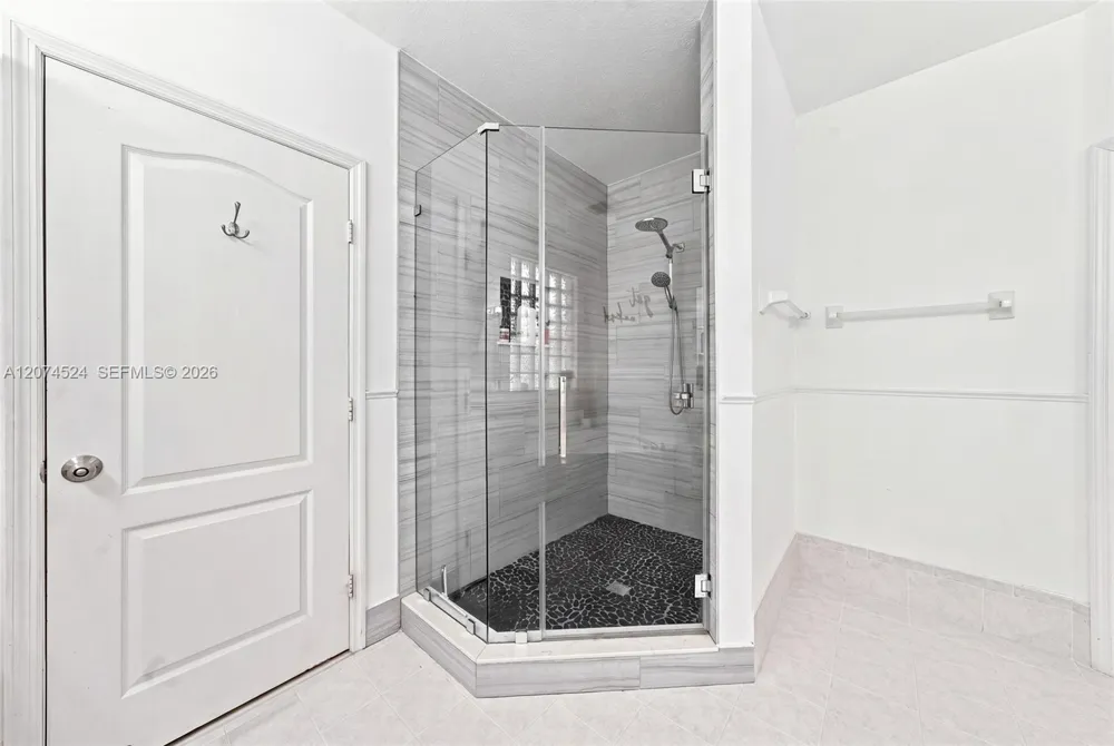 15429 SW 36th Ter Miami, FL 33185