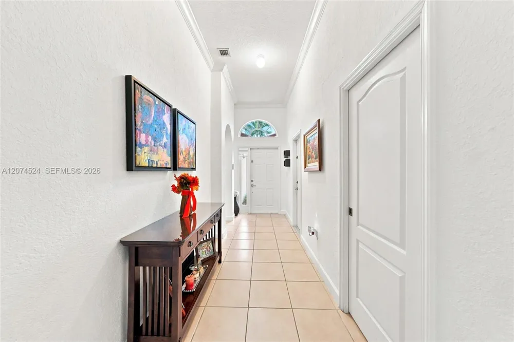 15429 SW 36th Ter Miami, FL 33185