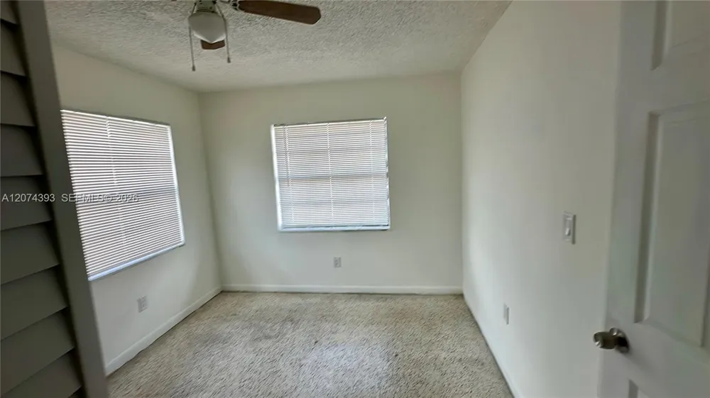 59 W 26th St #8 Hialeah, FL 33010