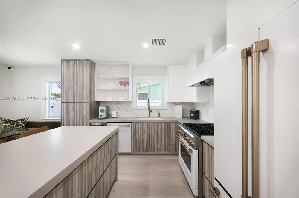 1353 Van Buren St Hollywood, FL 33019