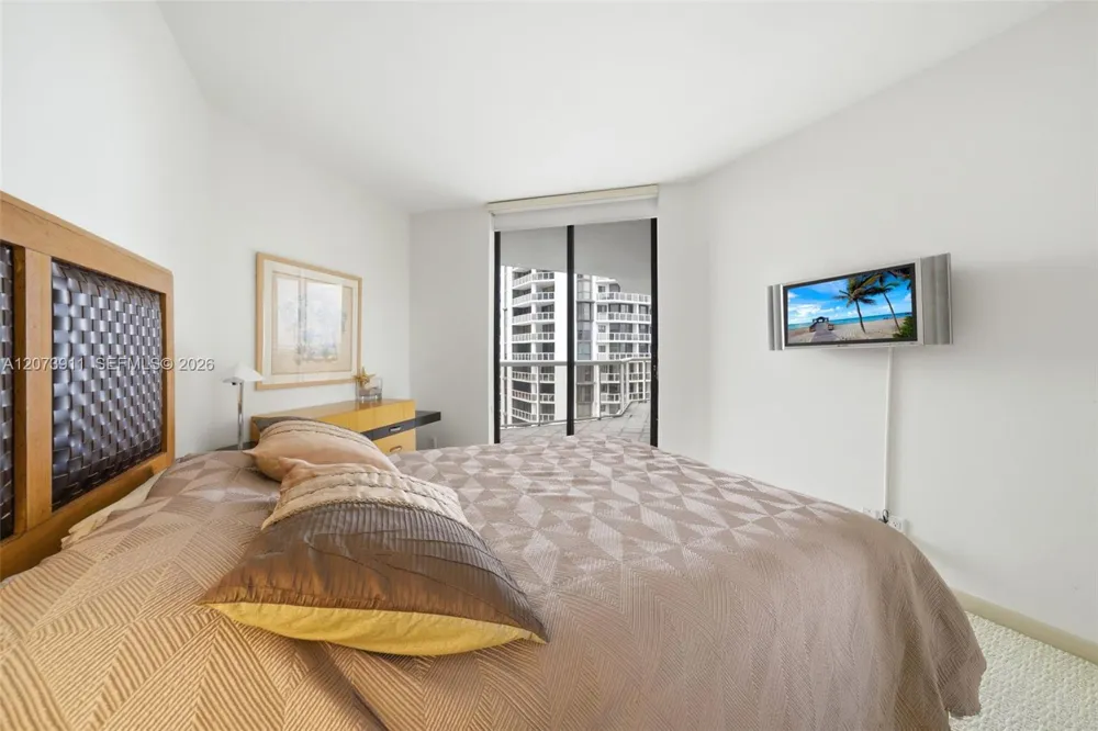 3610 Yacht Club Dr #1115 Aventura, FL 33180