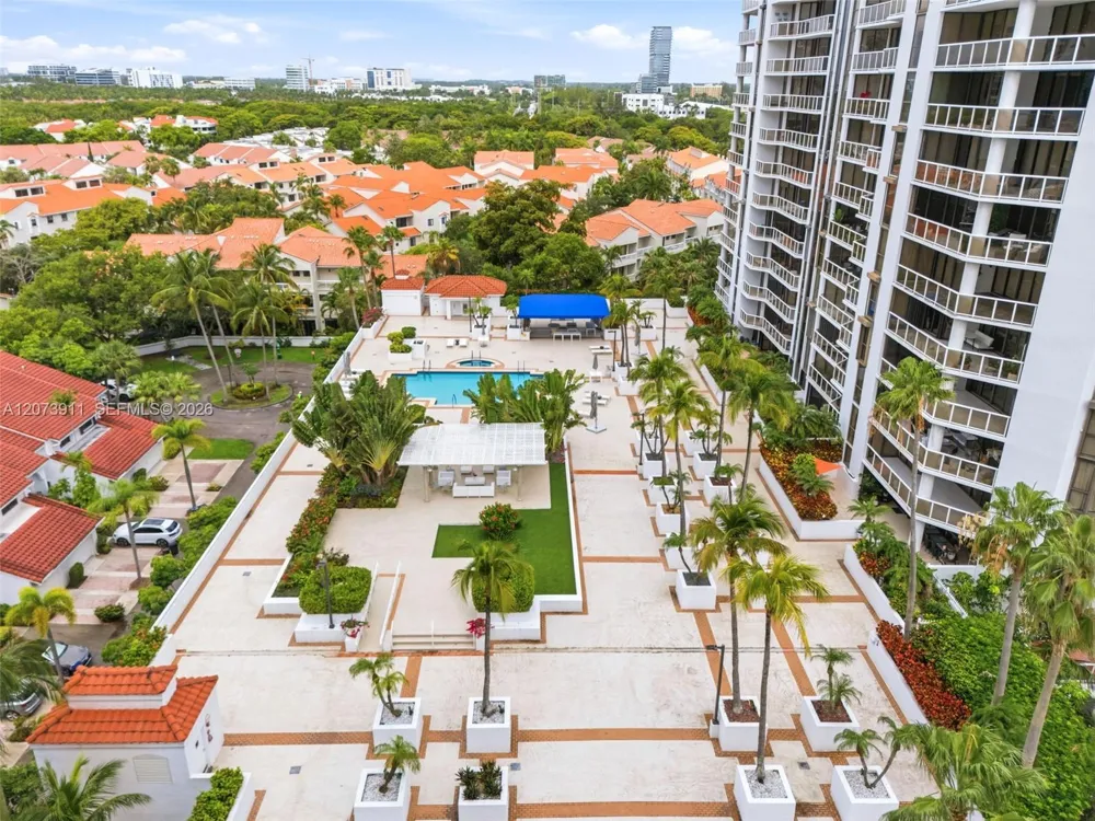 3610 Yacht Club Dr #1115 Aventura, FL 33180