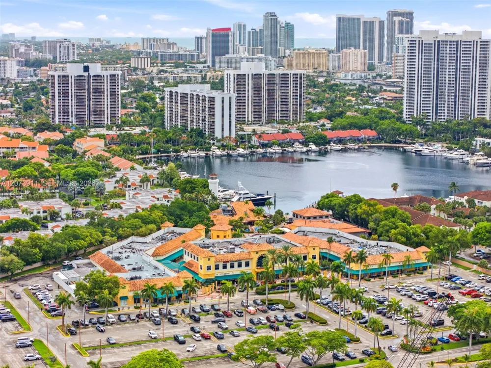 3610 Yacht Club Dr #1115 Aventura, FL 33180