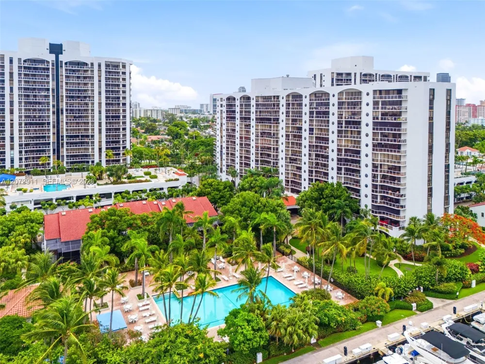 3610 Yacht Club Dr #1115 Aventura, FL 33180