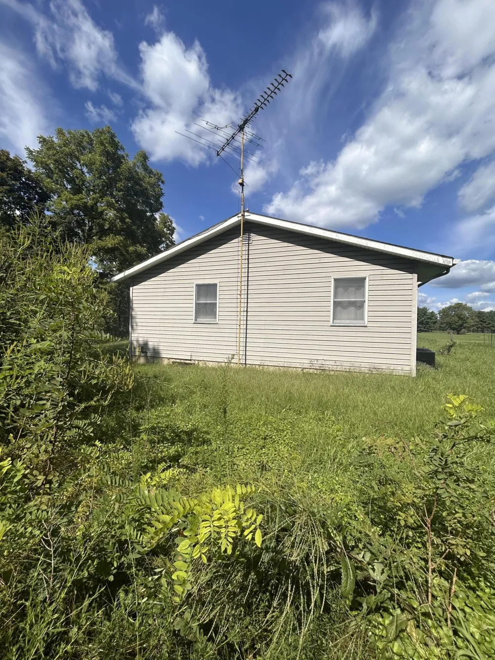 6212 Oxford Brookville, IN 47012
