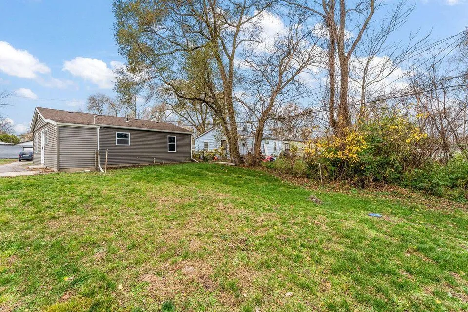 4138 W 20th Avenue Gary, IN 46404