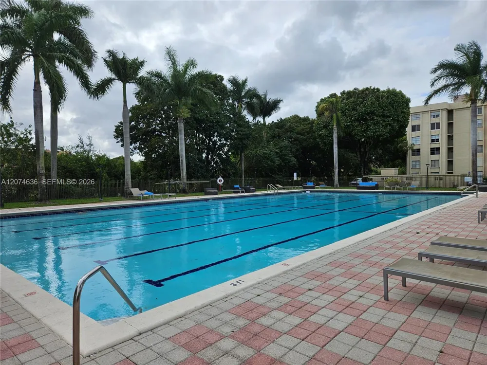 9320 Fontainebleau Blvd #401 Miami, FL 33172