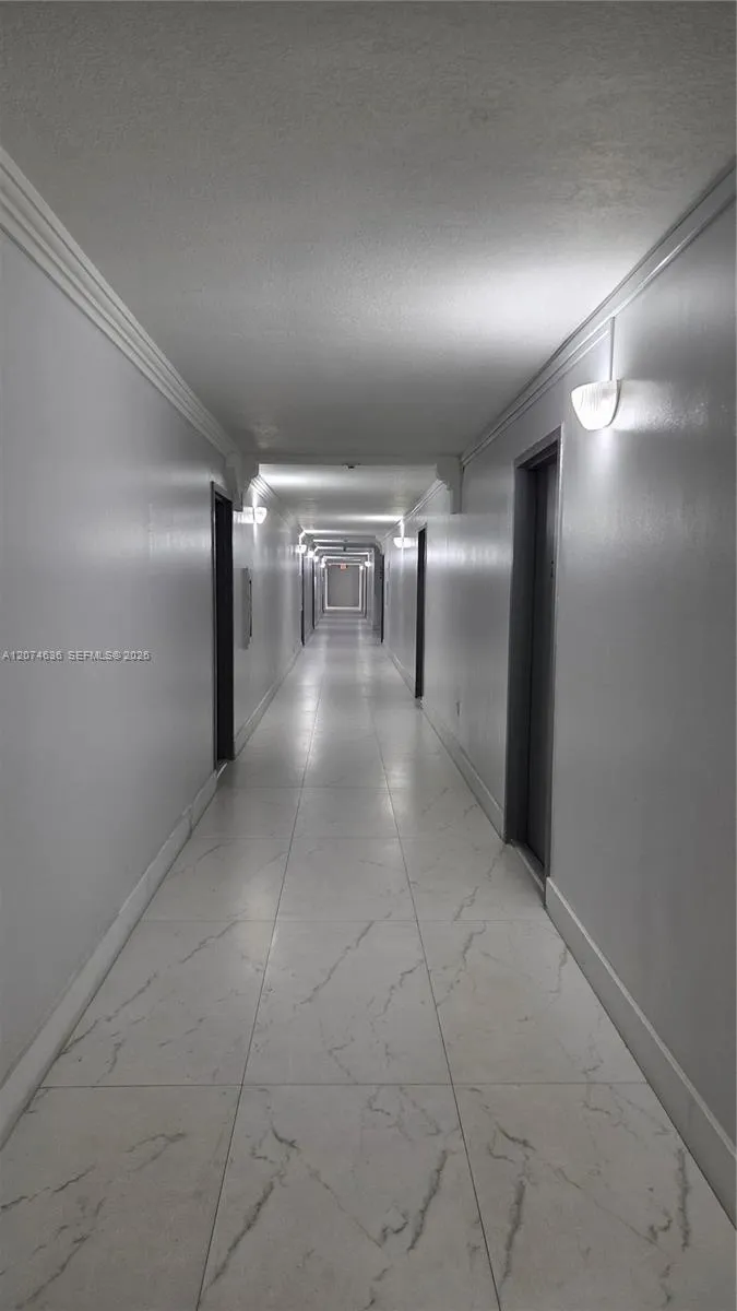 9320 Fontainebleau Blvd #401 Miami, FL 33172
